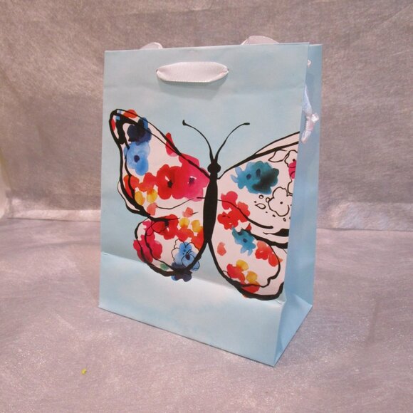 BRAND NEW Lot of 8 American Greetings  Gift Bags-GLITTERING BUTTERFLY-GORGEOUS! - Picture 4 of 6